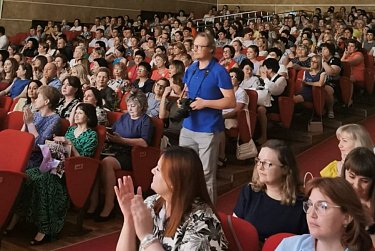 Оренбуржье чествует медиков